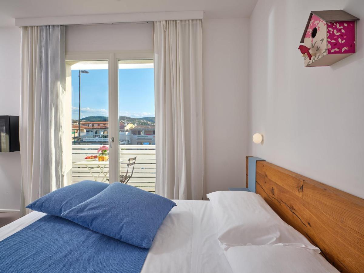 Felix Hotels - Hotel Residence Porto San Paolo ポルト・サン・パーオロ エクステリア 写真
