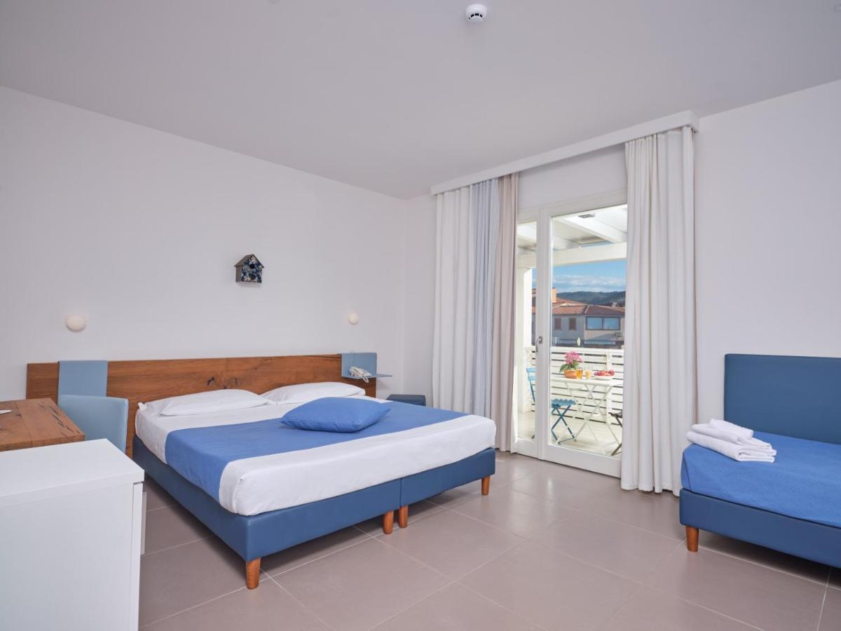 Felix Hotels - Hotel Residence Porto San Paolo ポルト・サン・パーオロ エクステリア 写真