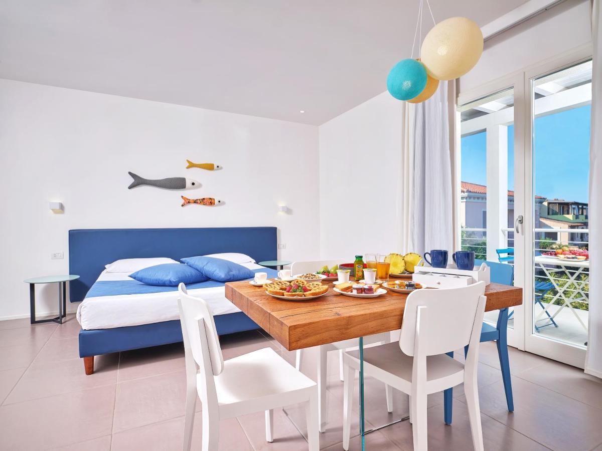 Felix Hotels - Hotel Residence Porto San Paolo ポルト・サン・パーオロ エクステリア 写真