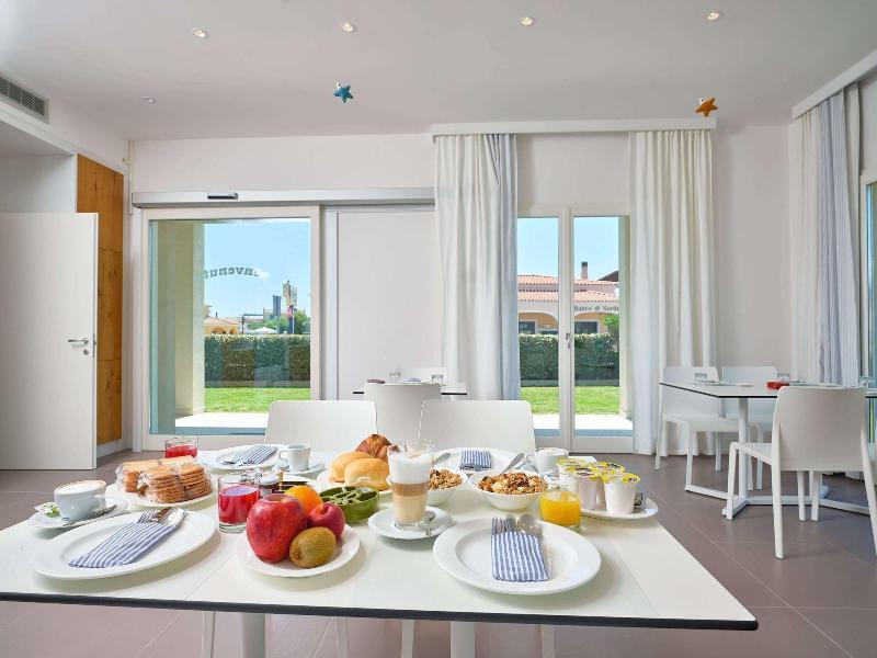 Felix Hotels - Hotel Residence Porto San Paolo ポルト・サン・パーオロ エクステリア 写真