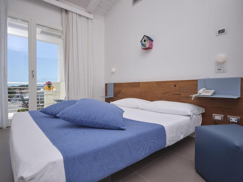 Felix Hotels - Hotel Residence Porto San Paolo ポルト・サン・パーオロ エクステリア 写真