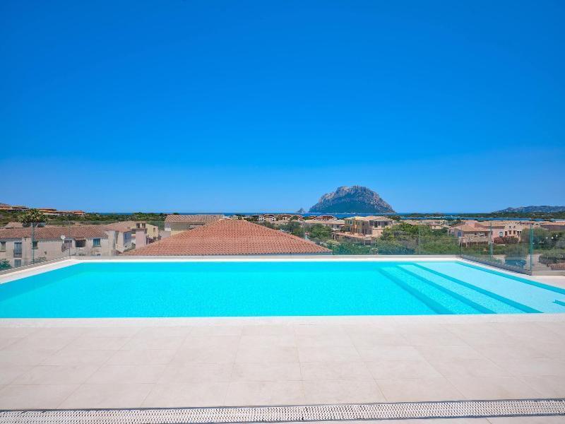 Felix Hotels - Hotel Residence Porto San Paolo ポルト・サン・パーオロ エクステリア 写真