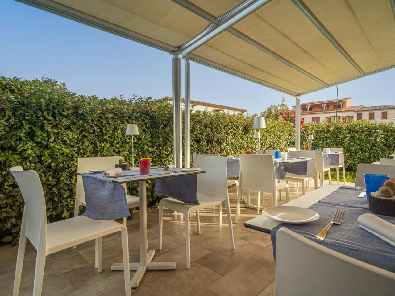 Felix Hotels - Hotel Residence Porto San Paolo ポルト・サン・パーオロ エクステリア 写真